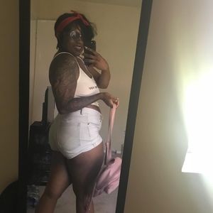 Meet your Posher, Amoi